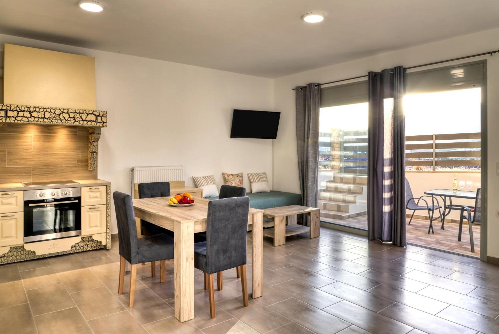 Helios Studios & Apartments มากรีเยียลอส ภายนอก รูปภาพ