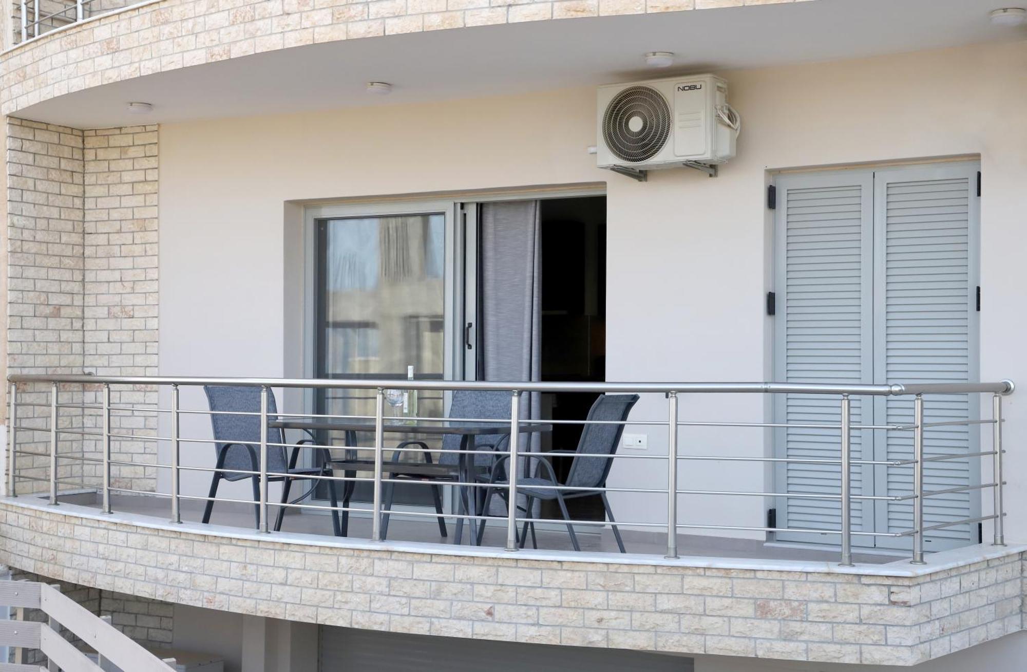 Helios Studios & Apartments มากรีเยียลอส ภายนอก รูปภาพ